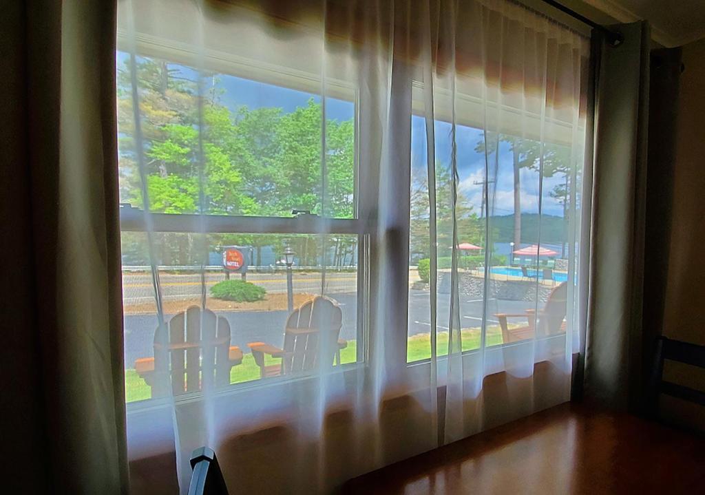 Birch Knoll Motel Лакония Экстерьер фото